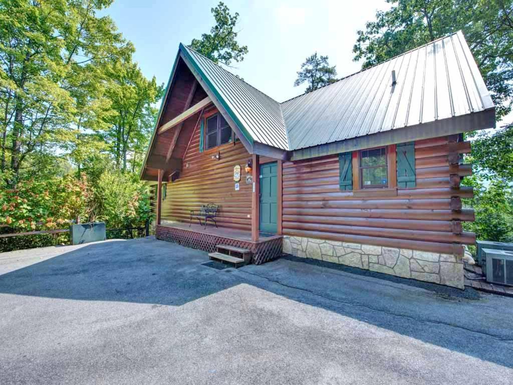 Above The Clouds, 4 Bedrooms, Pool Access, Private, Gaming, Sleeps 16 개틀린버그 외부 사진